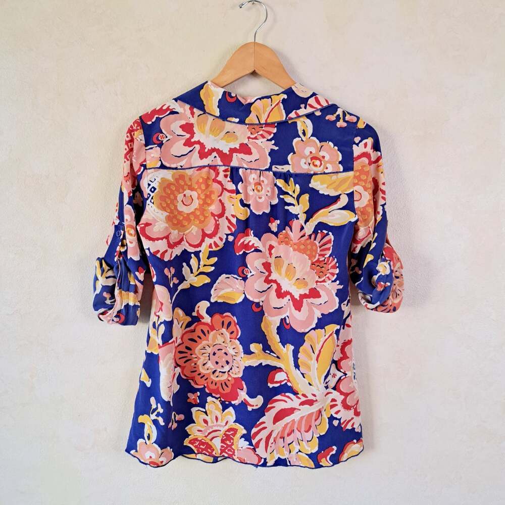 Tory Burch Silk Floral Roll Tab Blouse Top Size 4 Blue Pink Button Front - Picture 8 of 10